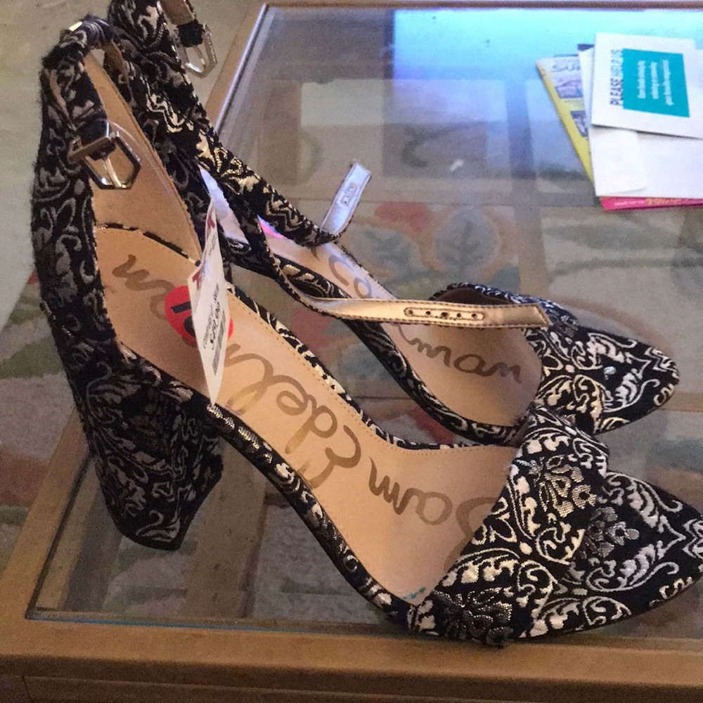 Size 10 sandals